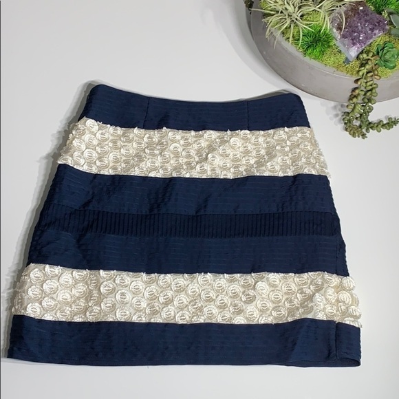 Douglas Hannant Silk Blend Raised Floral mini pencil skirt 4 women’s - Picture 4 of 8